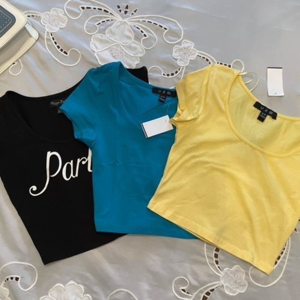 3 New Cropped T-Shirt Bundle - Picture 3 of 11